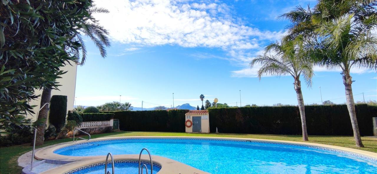 Apartamento La Giralda By Denia Costa Екстериор снимка