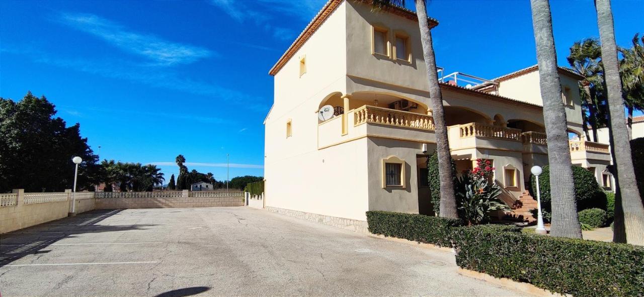 Apartamento La Giralda By Denia Costa Екстериор снимка