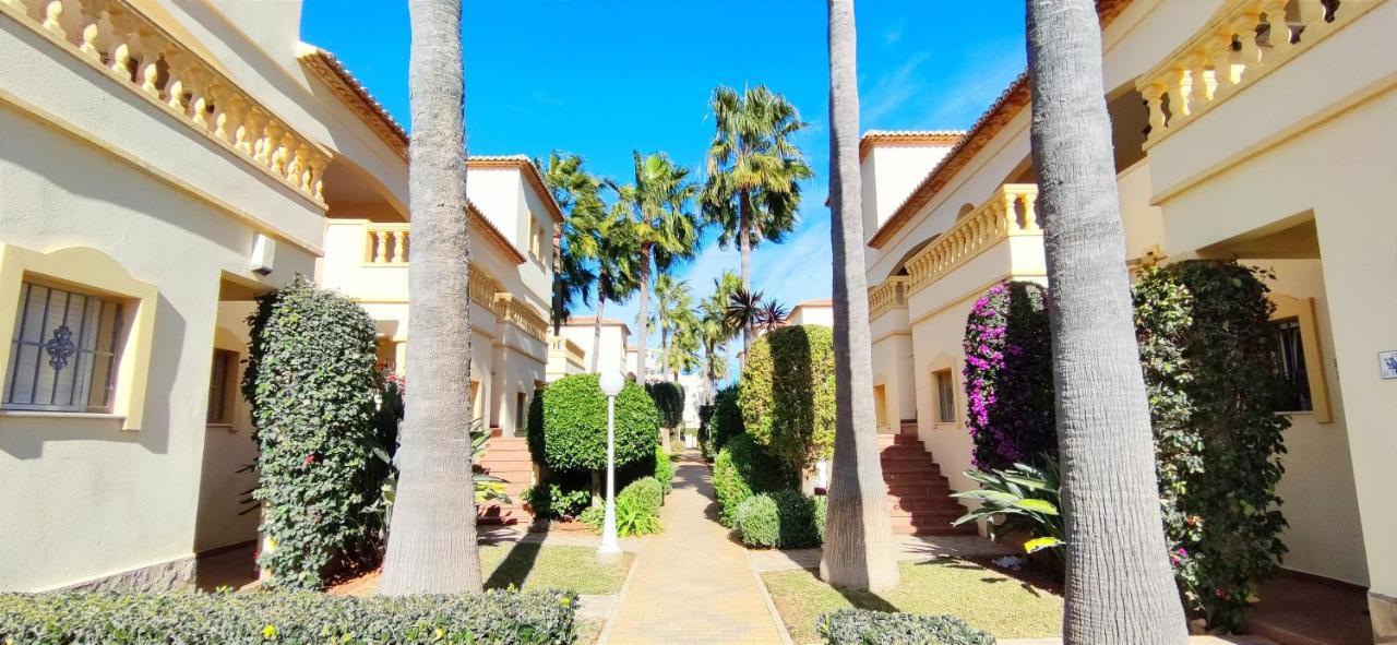 Apartamento La Giralda By Denia Costa Екстериор снимка